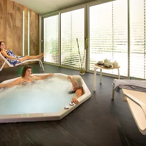 **** Hotel Le Relais de Farrou France