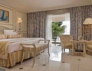 **** Hotel Le Club De Cavaliere And France
